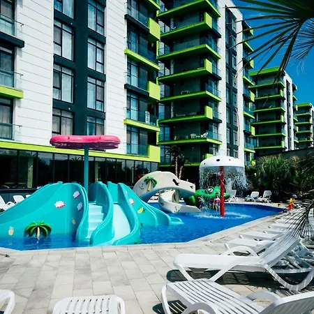 Alezzi Alex Lejlighed *