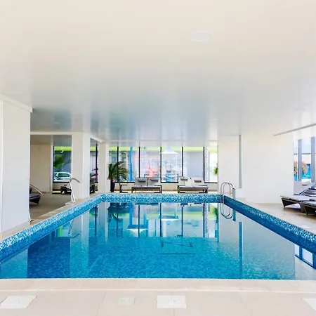 Alezzi Alex Lejlighed *